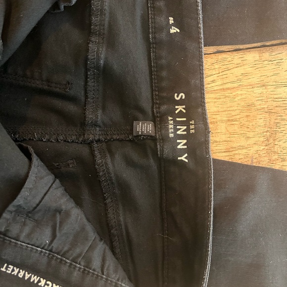 White House Black Market black distressed jeans - Picture 2 of 2